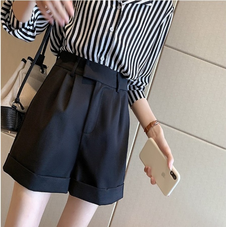 J.ING Outlet Store Shorts Online Hot Sale Women Clothing ~ Cadenaliya